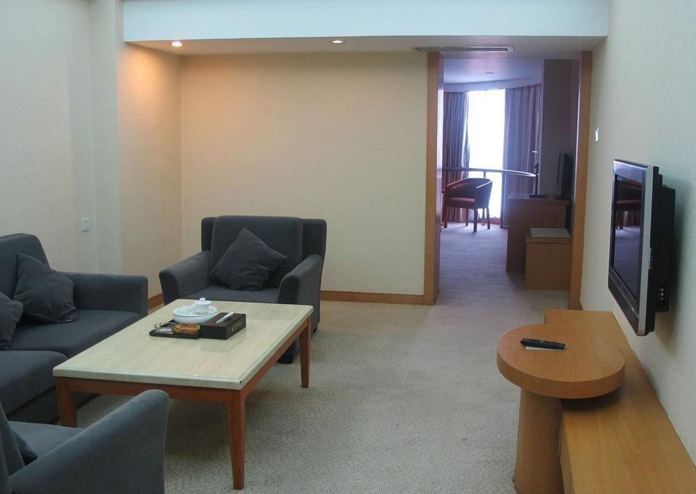 Garden Hotel Shantou Esterno foto