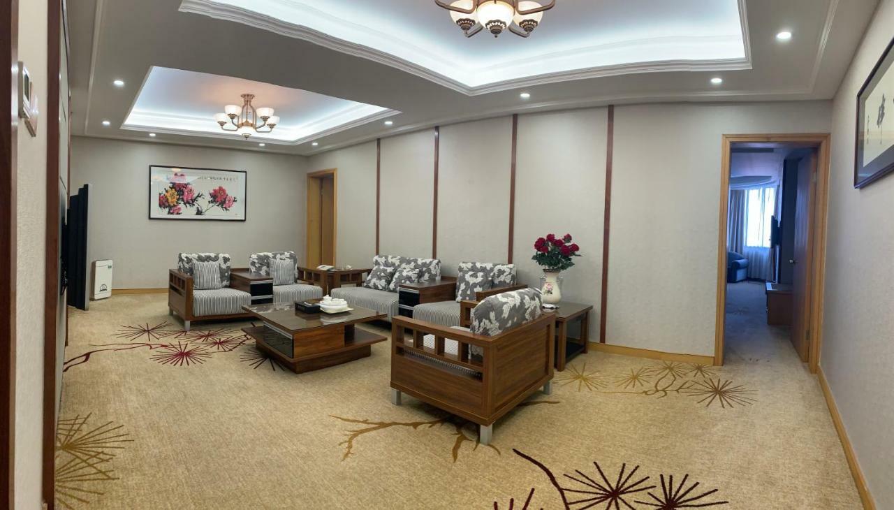 Garden Hotel Shantou Esterno foto