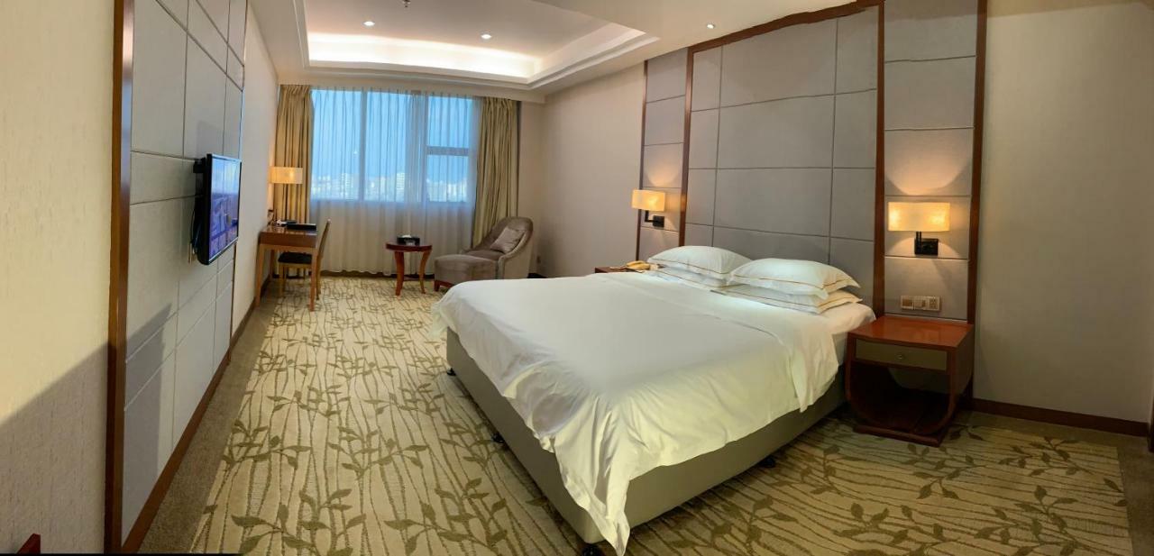 Garden Hotel Shantou Esterno foto